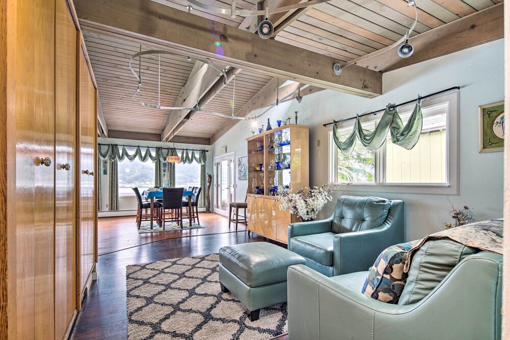 Juneau Vacations - Waterfront House w/ Glacial Views - Near Downtown! - Property Image 14