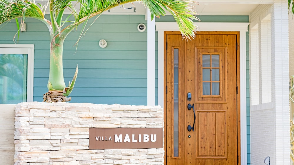 Villa MALIBU view 2