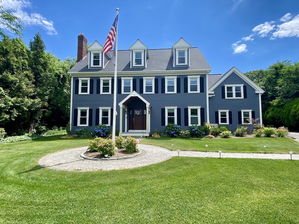 Provincetown Vacations - 3 Waves Bed  Breakfast - Property Image 1