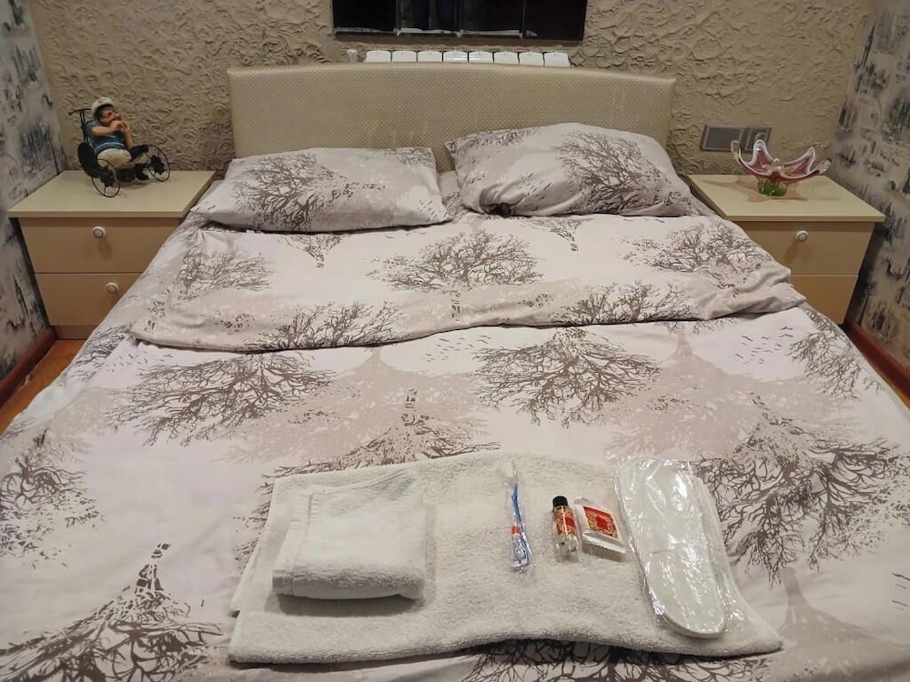 Cth-Baku-Hostel