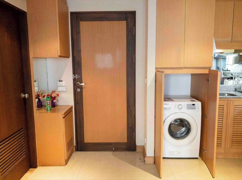 Peaceful and Quiet Apartment on Changklan Road