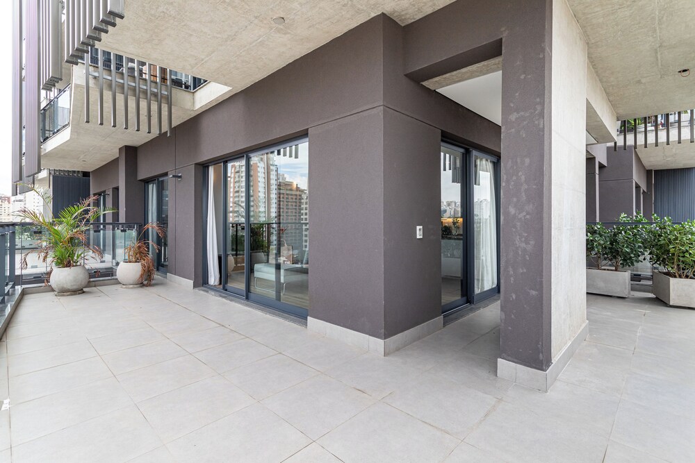 Ayra Pinheiros - Apartamentos com vista incrível para São Paulo ao lado da Rebouças e Faria Lima