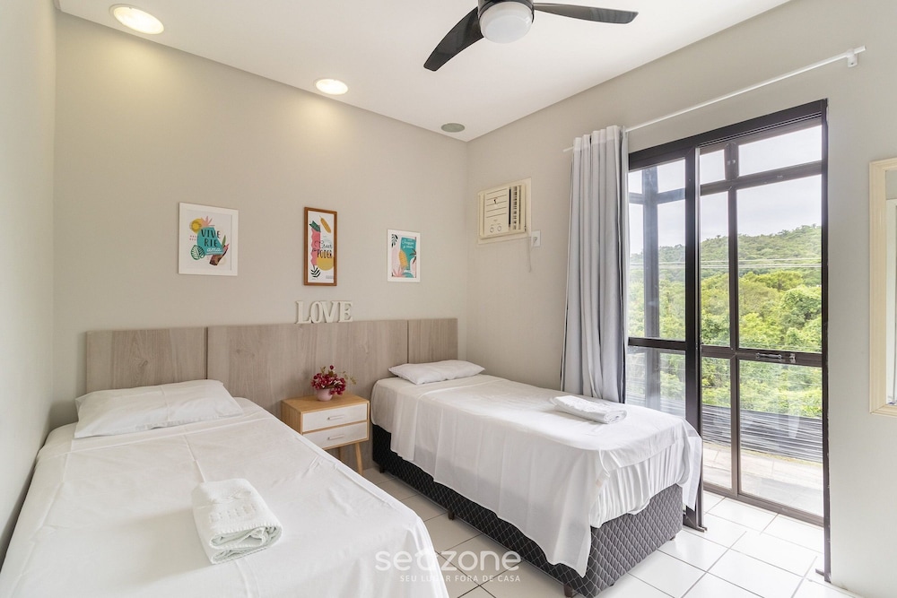 2b ap With Direct Beach Access Floripa Crva0007
