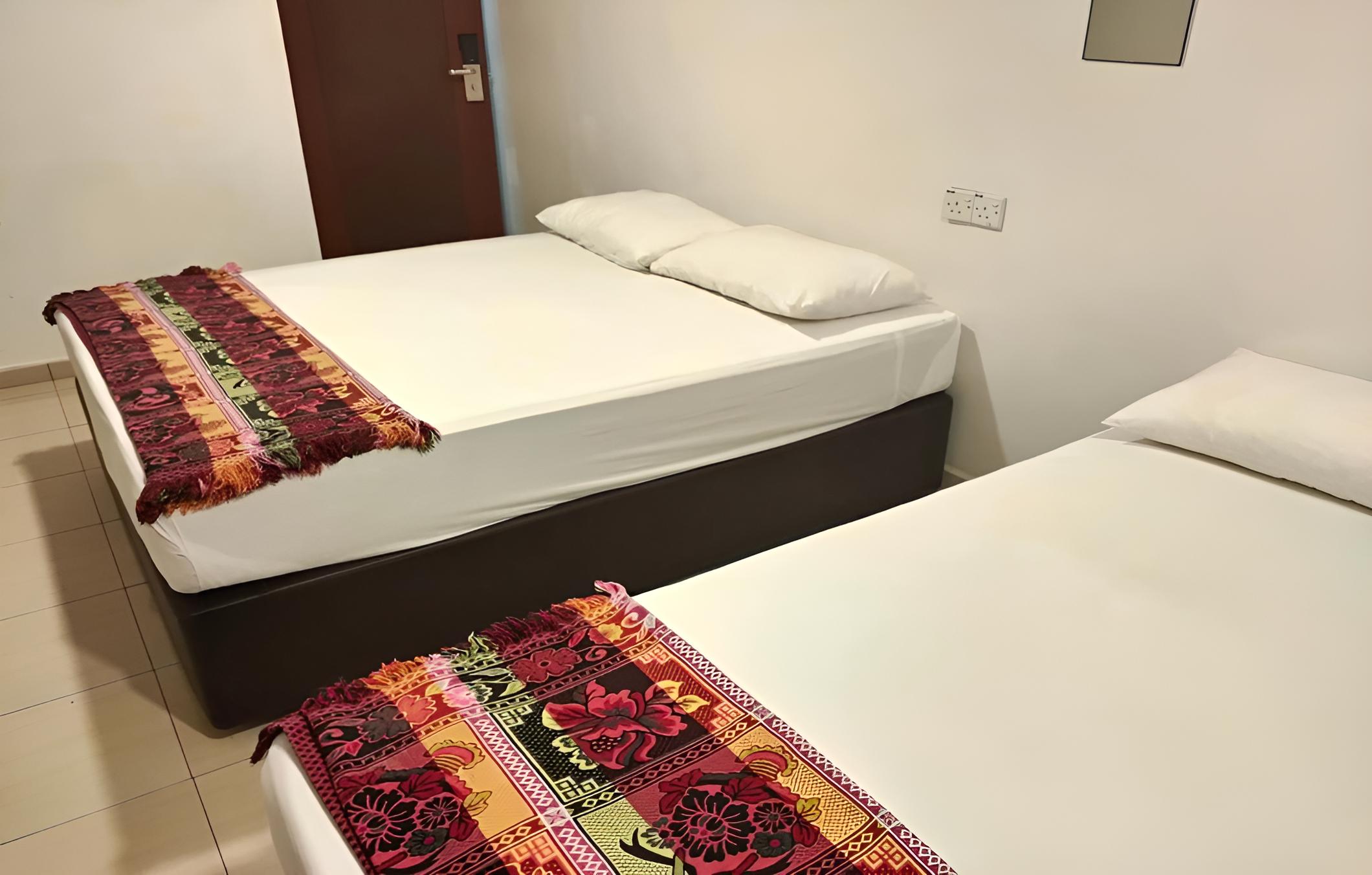 OYO 90273 Mz Hotel
