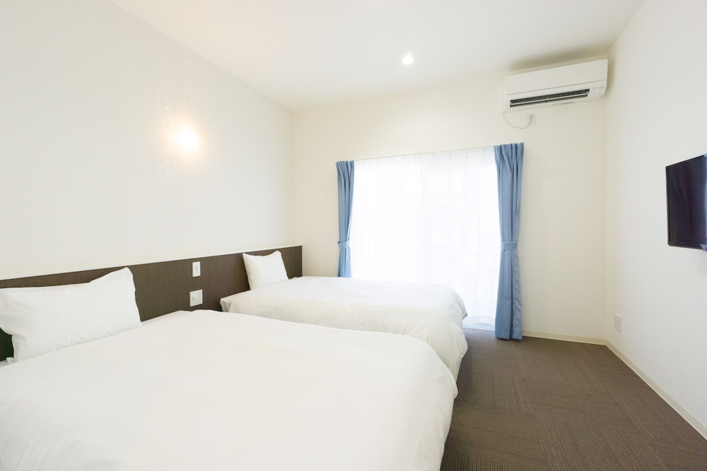 Condominio Miyako Airport view 5