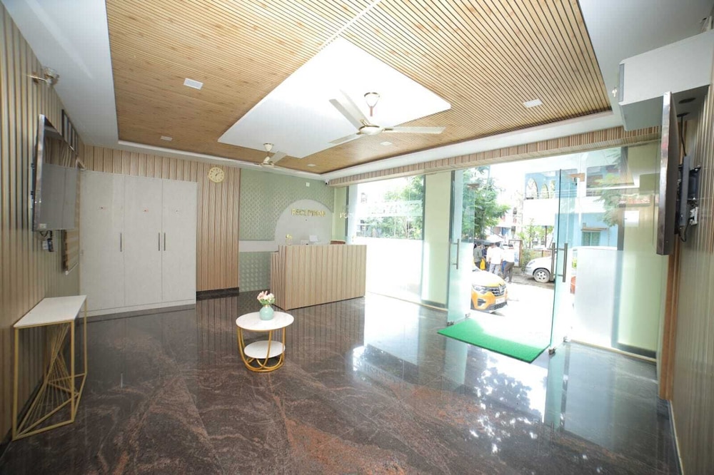 Sri Ganesh Grand
