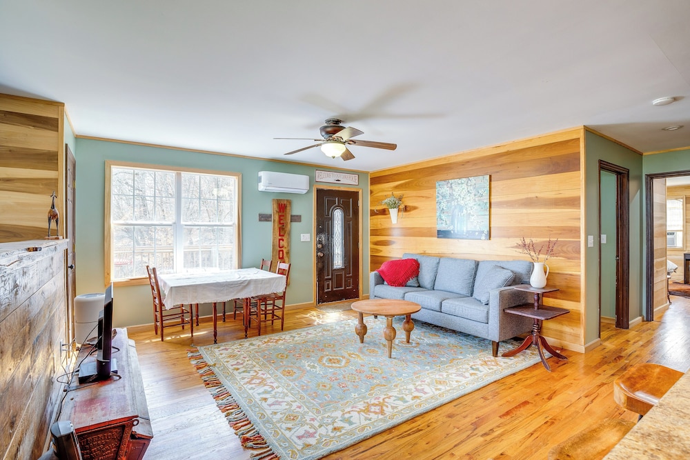 Peaceful Cabin at Lake Logan w/ Spacious Yard!