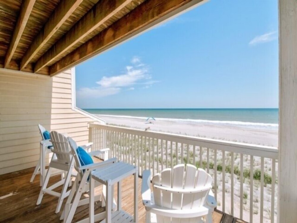 Sweet N Salty 3 Bedroom Townhouse