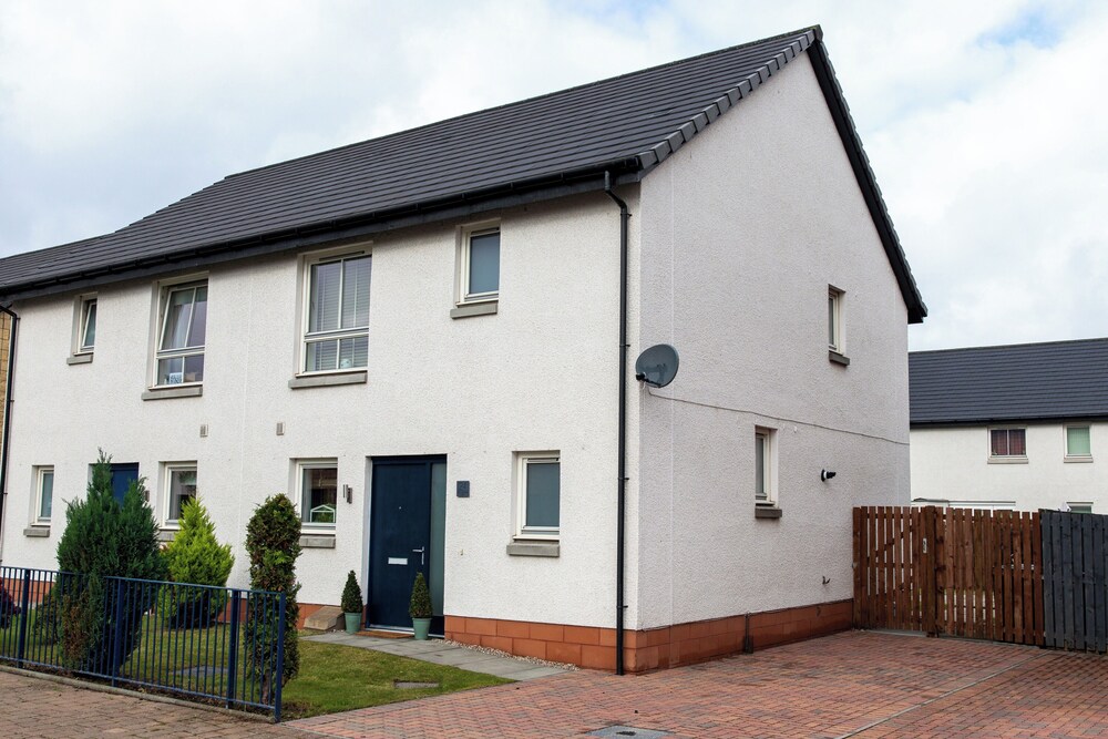 3br-sleeps6-parking-garden-citycentre