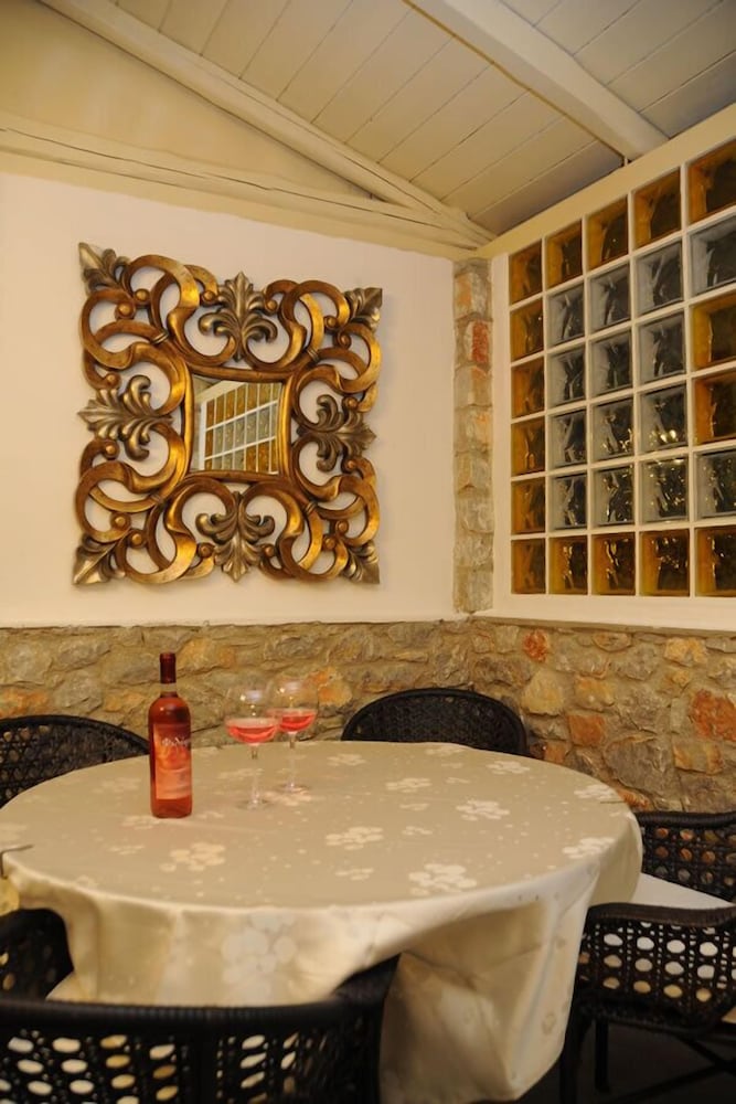 Skiathos Island Suites