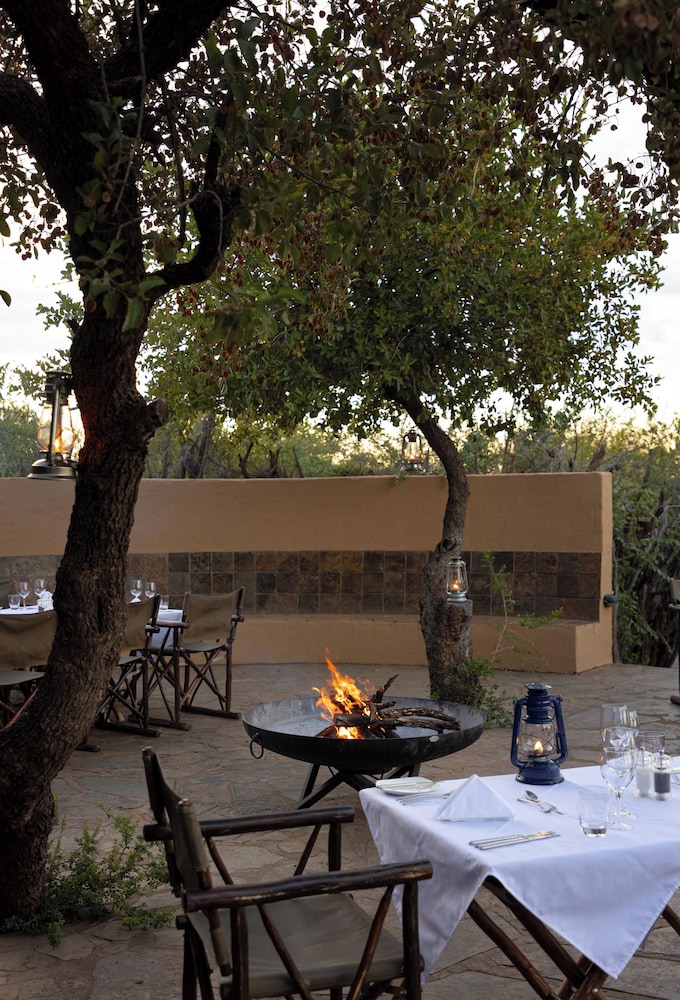 Rhulani Safari Lodge