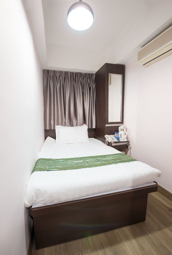 Metroplace Olympic Hotel