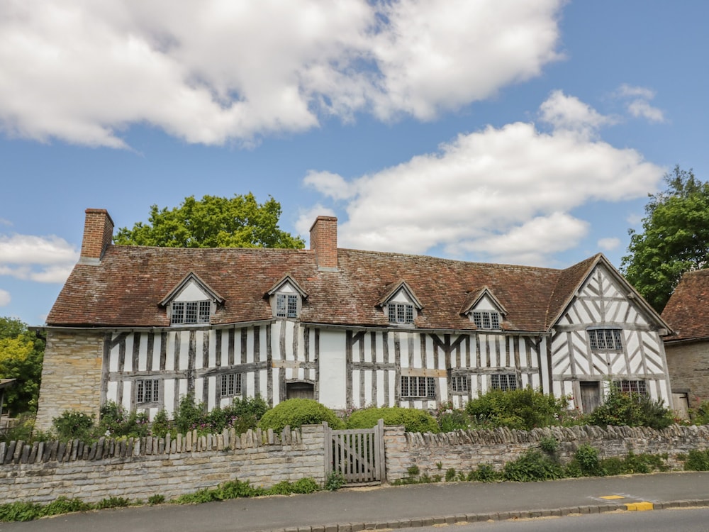 Coach House Mews