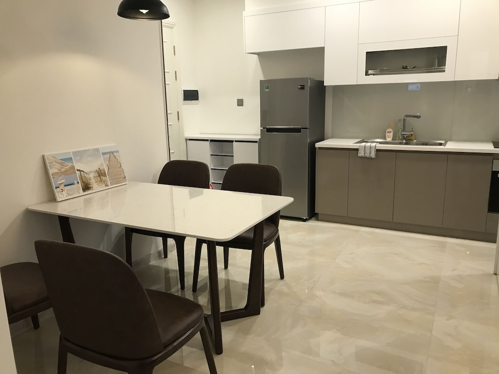 Mins Apartment - Vinhome Golden River