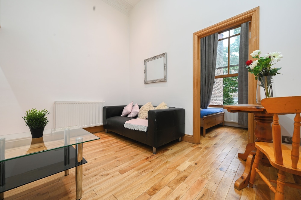 Imperial Earls Court Apartments