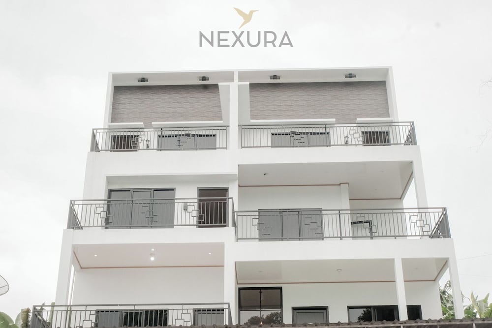 Tentrem Syariah Nexura Collection
