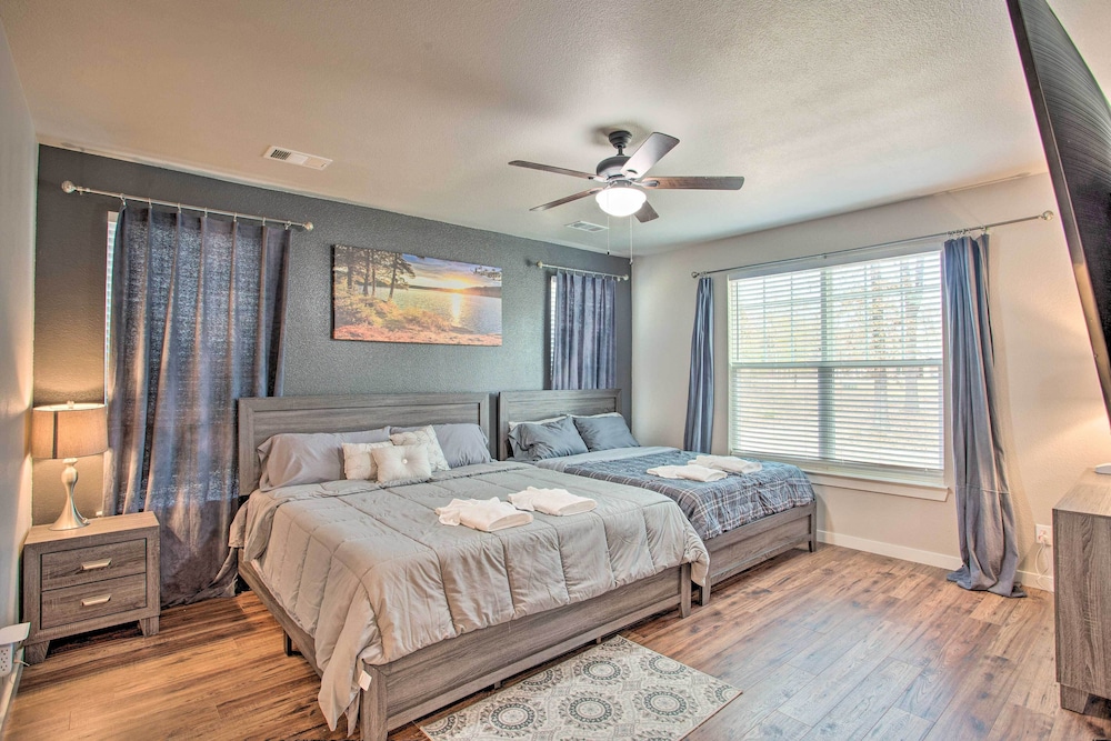Game Room + Lake Tawakoni Access: Family Getaway! view 2