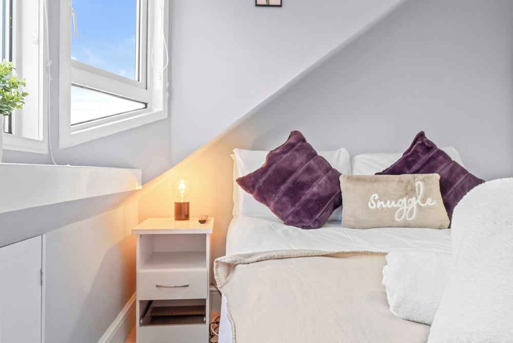 Charming Village Escape near Loch Lomond