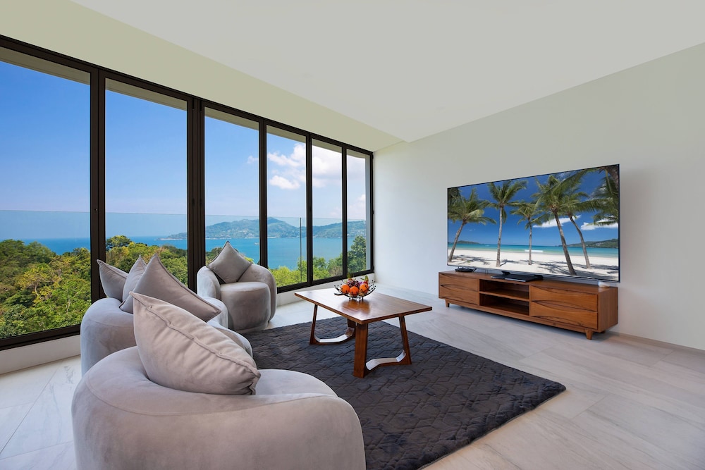 Ocean Views BluePoint 3BR Apartment 8-11