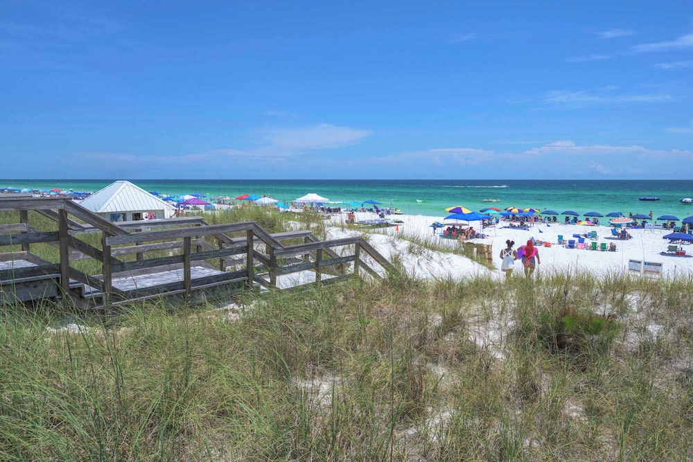 Seascape - Across From Pool and Tennis - Beach