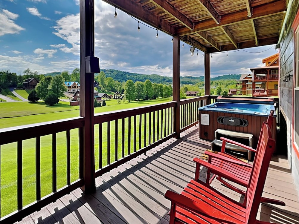 Mulbeary Mountain Cabin