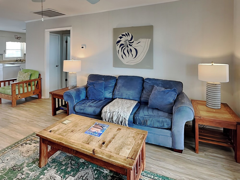 You-N-Sea by Topsail Realty