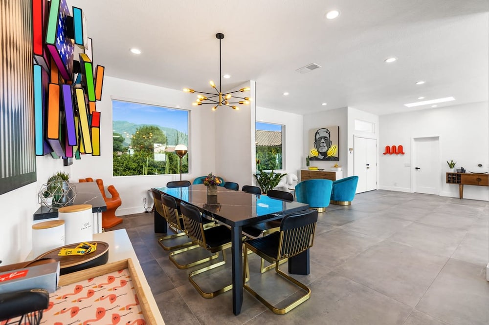 The Lighthouse- Monthly 4 bd 4 bth Pool Spa