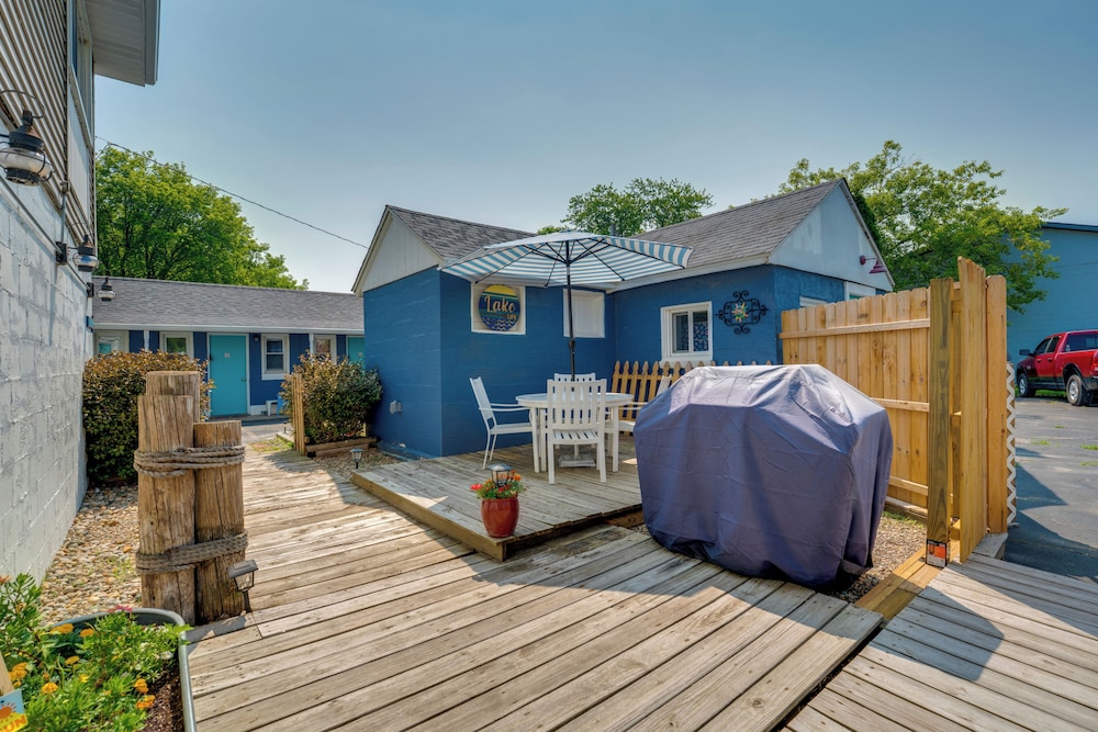 2 Blocks to Beaches: Peaceful Retreat in Lexington