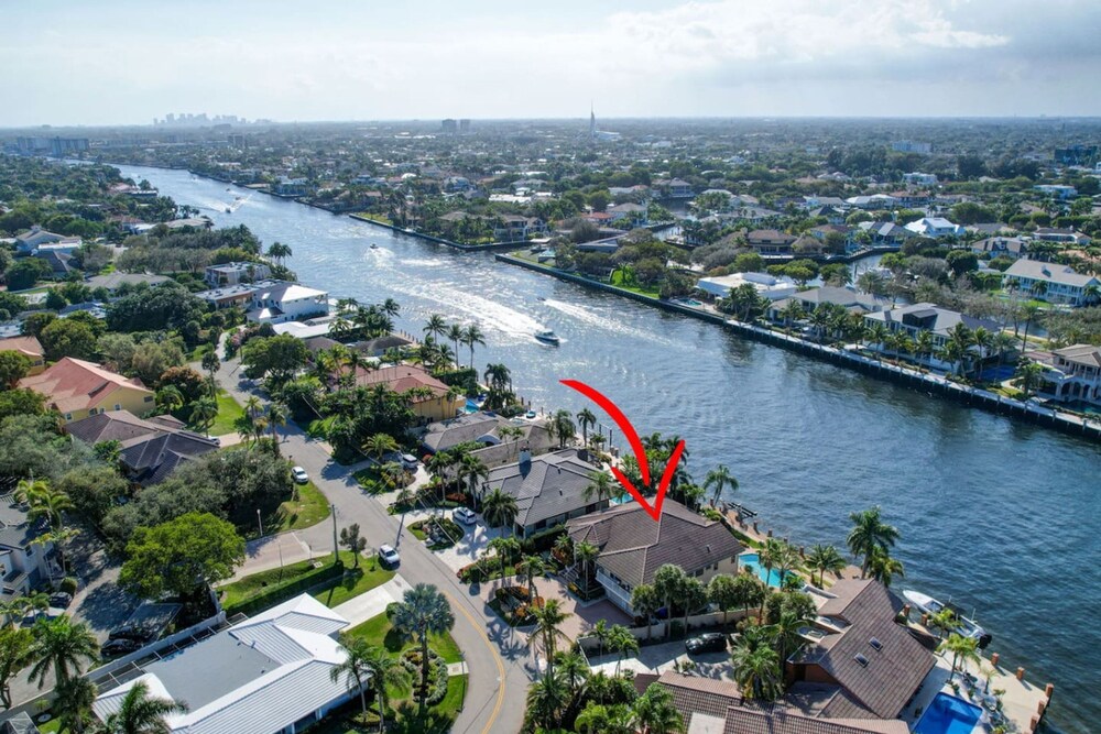 Serenity Villa Water Front