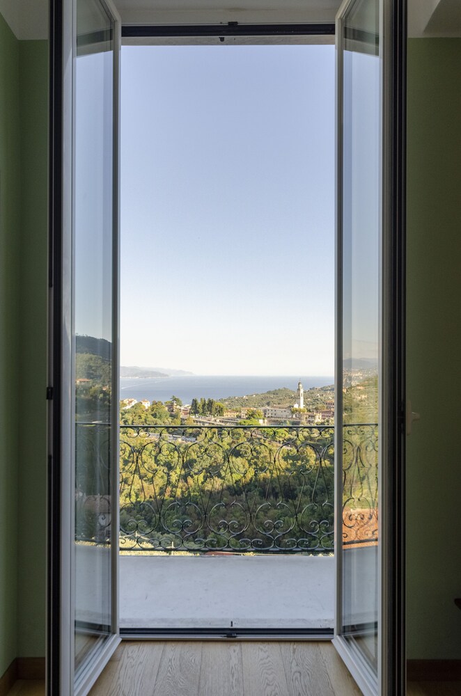 JOIVY Villa Uruguay view 3