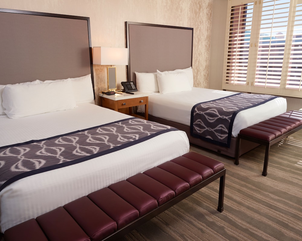 California Hotel and Casino 2