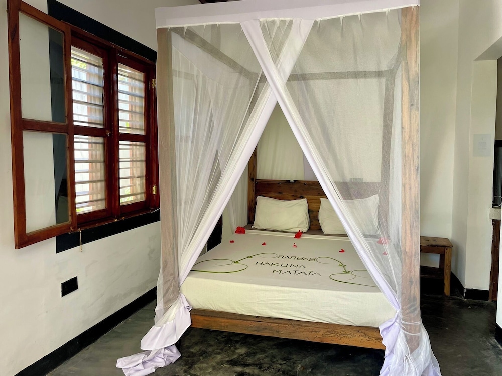 Baobab Bungalows