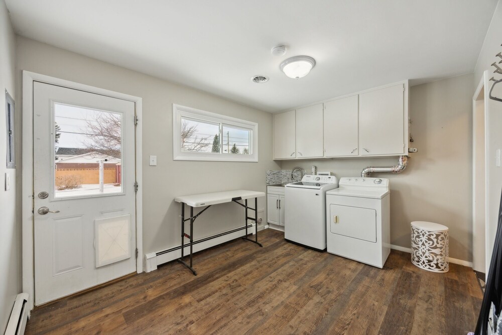 Comfortable & Spacious 3br Home In Cheyenne 3 Bedroom Home