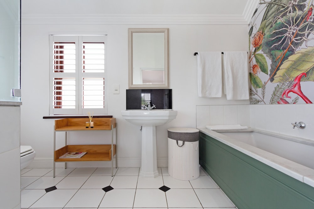 Winelands Golf Lodges at De Zalze