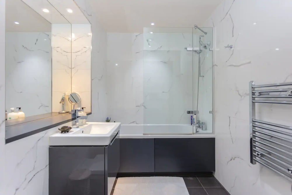 Stylish Studio Apartment in Affluent Chelsea