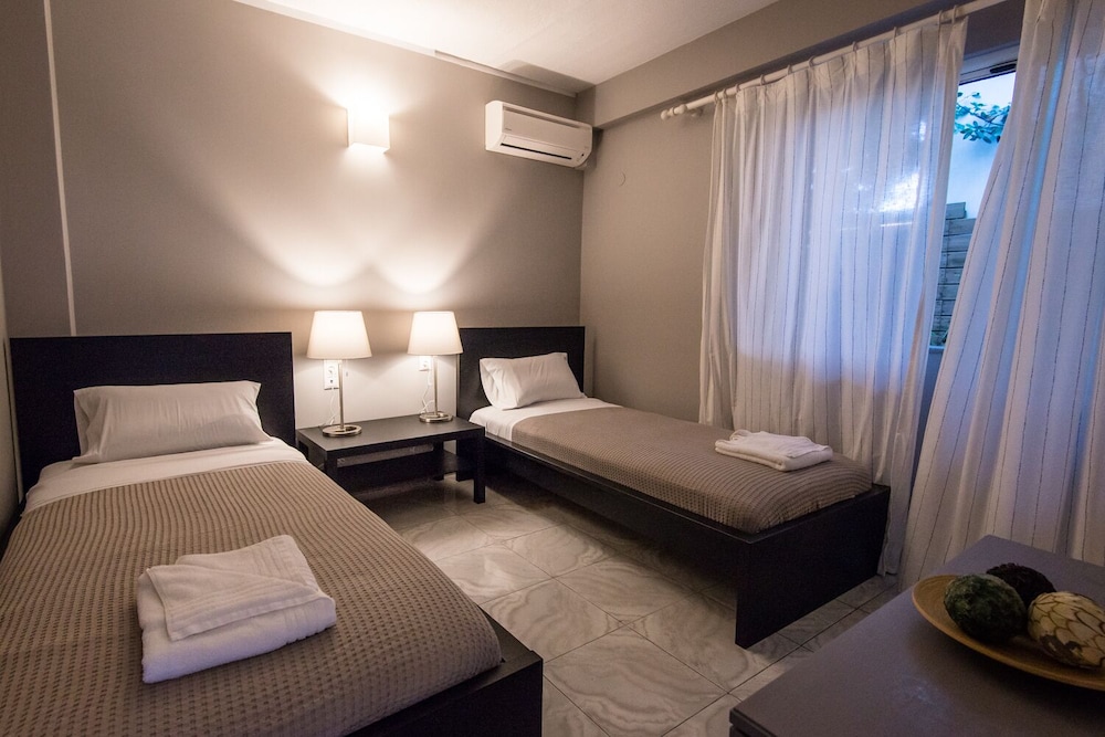 Regalo Apartments