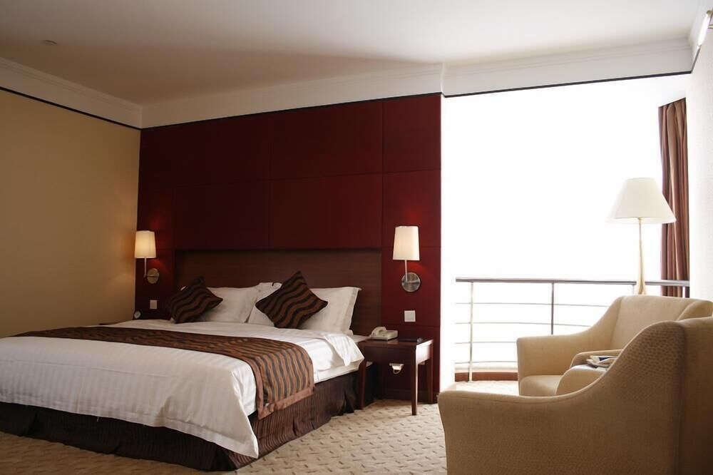 Days Hotel & Suites by Wyndham Jiaozuo view 3