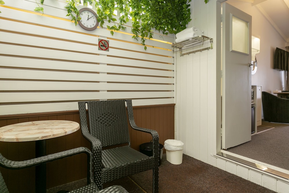 Taupo Thermal Motel & Spa - Adults Only
