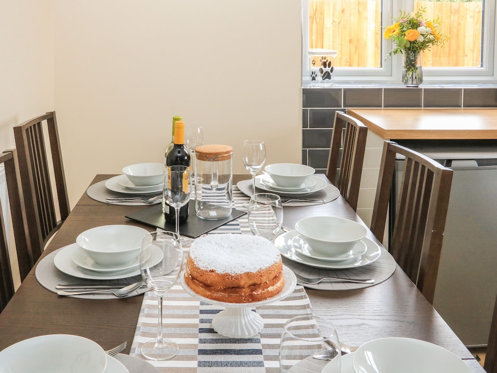 Sawtons Cottage 2