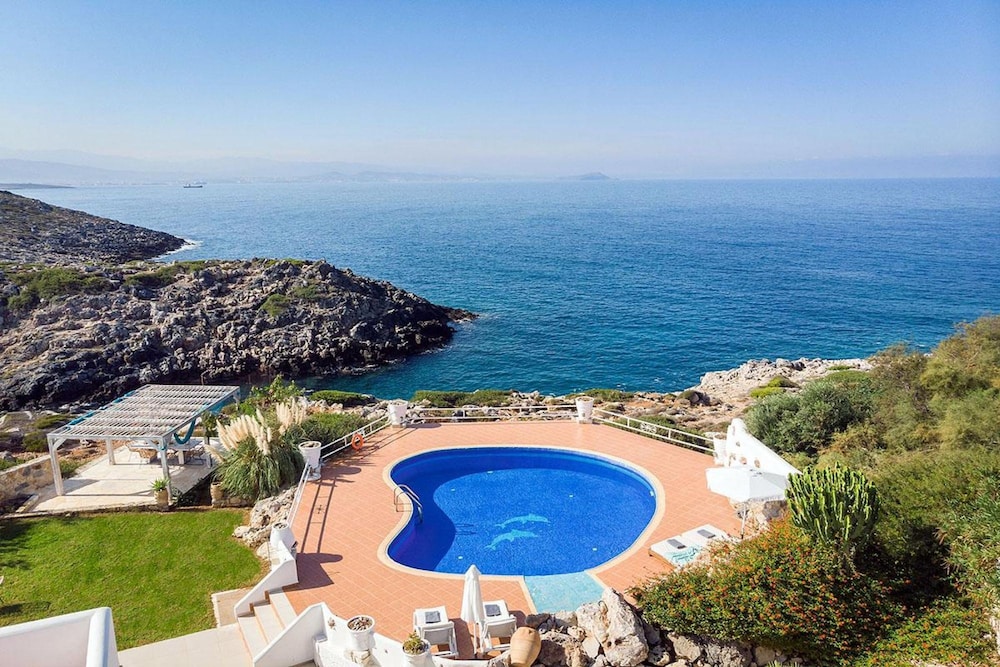 Tersanas Villas