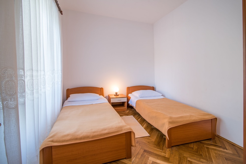 Apartment Anica view 3