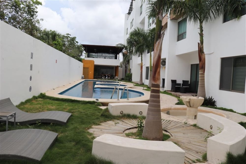 Torres del Sol Cancún