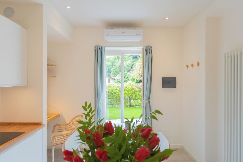 Enchanted Como Lake - Tremezzo Apartments by Rent all Como