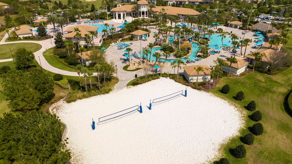 Free Pool Heat if you Stay in the Month of November