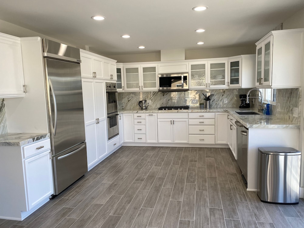 Pacific Dreams at Oxnard Shores 3 BR 2 5 BA Remodeled Amazing Beach Location Ocean Views Sleeps 8
