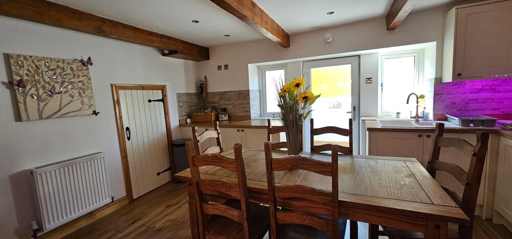 Delightful Space-view Farmhouse Astronauts Lodge
