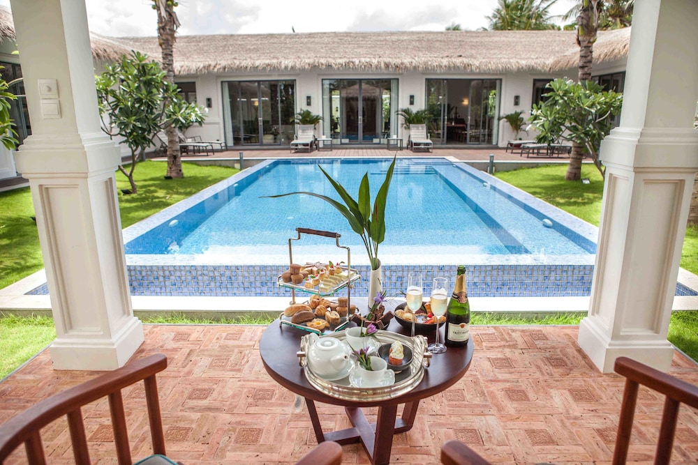 Allezboo Beach Resort & Spa