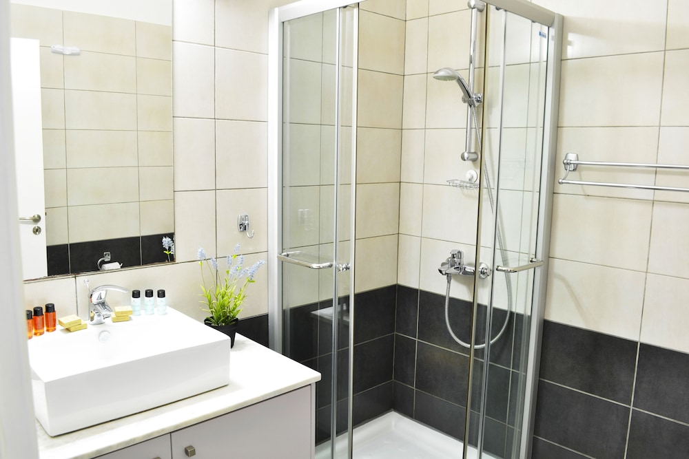 Napian Suites