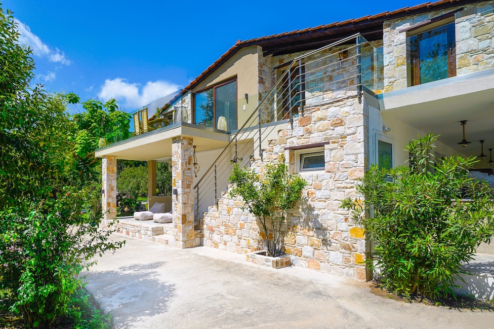 Natura Bungalows