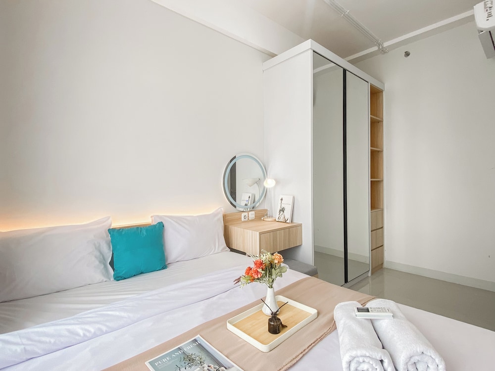 Wonderful And Homey Apartment 1Br At Vasanta Innopark